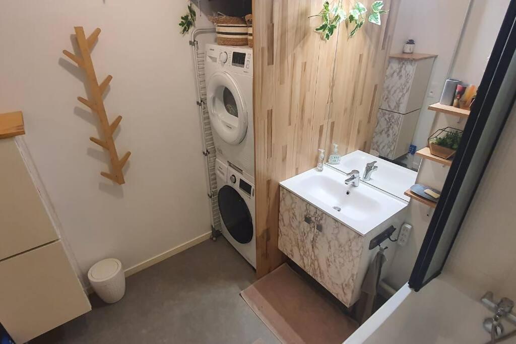 Appartement T3 A Saint-Denis Buitenkant foto